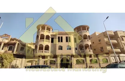 Apartment - 3 Bedrooms - 3 Bathrooms for sale in 7th District - Shorouk City - Cairo