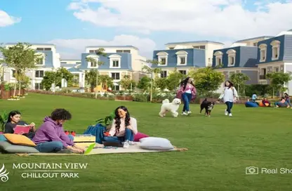 Townhouse - 3 Bedrooms - 3 Bathrooms for sale in Mountain View Chill Out Park - Northern Expansions - 6 October City - Giza