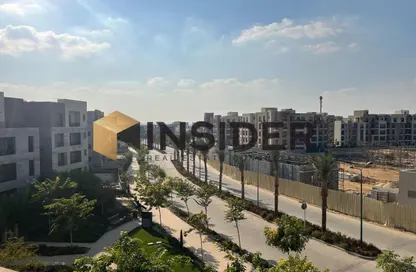 Apartment - 3 Bedrooms - 3 Bathrooms for sale in District 5 - 5th Settlement Compounds - The 5th Settlement - New Cairo City - Cairo