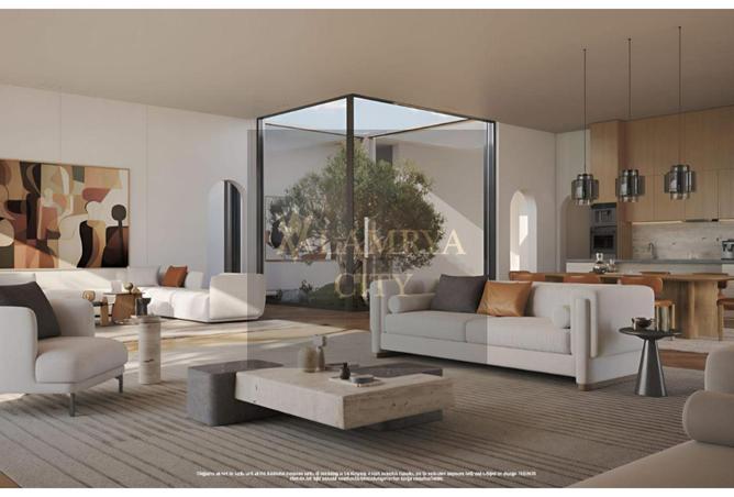 8042308 - Property Image 2