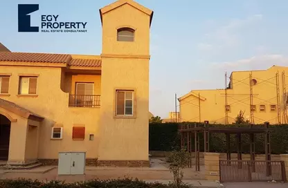Twin House - 2 Bedrooms - 3 Bathrooms for sale in Madinaty - Cairo