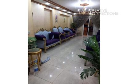 Apartment - 3 Bedrooms - 2 Bathrooms for sale in Cornish El Nile St. - Maadi - Hay El Maadi - Cairo