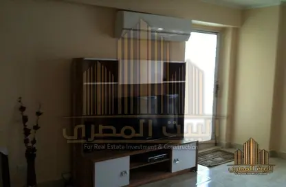 Apartment - 2 Bedrooms - 1 Bathroom for rent in El Rehab Extension - Al Rehab - New Cairo City - Cairo