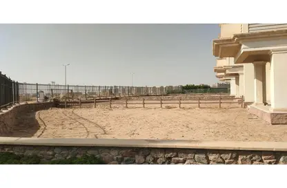Villa - 4 Bedrooms - 4 Bathrooms for sale in Mountain View Hyde Park - 5th Settlement Compounds - The 5th Settlement - New Cairo City - Cairo