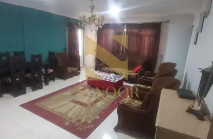 Apartment - 2 Bedrooms - 1 Bathroom for rent in Central St. - 1st District - 6 October City - Giza