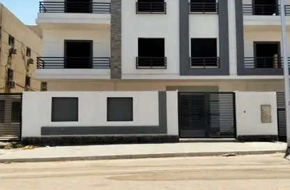 Apartment - 4 Bedrooms - 3 Bathrooms for sale in El Banafseg 5 - El Banafseg - New Cairo City - Cairo