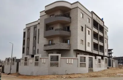 Apartment - 3 Bedrooms - 2 Bathrooms for sale in Bait Alwatan - The 5th Settlement - New Cairo City - Cairo