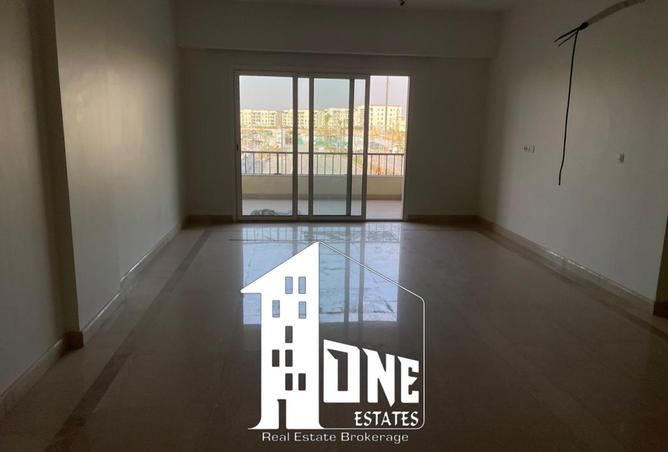 8068856 - Property Image 2