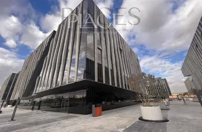 Office Space - Studio - 2 Bathrooms for sale in Eastown - 5th Settlement Compounds - The 5th Settlement - New Cairo City - Cairo