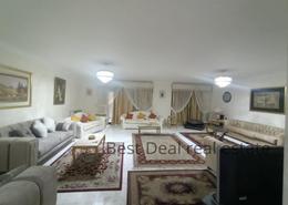 شقة - 3 غرف نوم - 3 حمامات for للبيع in شارع مصدق - الدقي - الجيزة