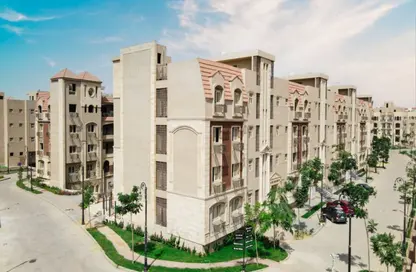 Apartment - 3 Bedrooms - 4 Bathrooms for sale in Rock Vera - 5th Settlement Compounds - The 5th Settlement - New Cairo City - Cairo