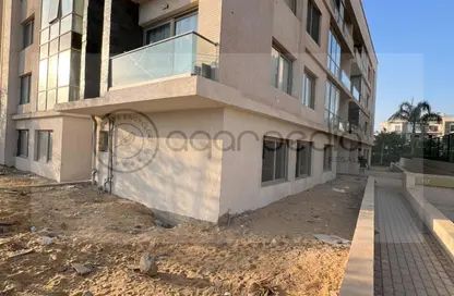 Apartment - 3 Bedrooms - 3 Bathrooms for sale in Galleria Moon Valley - South Investors Area - New Cairo City - Cairo Apartment - 3 Bedrooms - 3 Bathrooms for sale in Galleria Moon Valley - South Investors Area - New Cairo City - Cairo