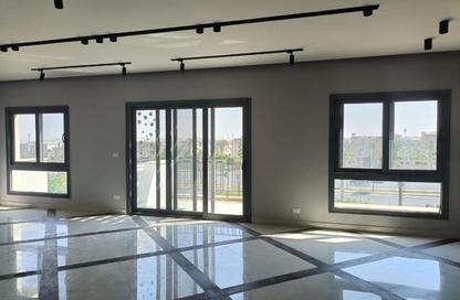 Apartment - 3 Bedrooms - 3 Bathrooms for rent in Eastown - 5th Settlement Compounds - The 5th Settlement - New Cairo City - Cairo
