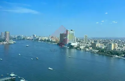 شقة - 4 غرف نوم - 5 حمامات للبيع في شارع كورنيش النيل - جاردن سيتي - القاهرة