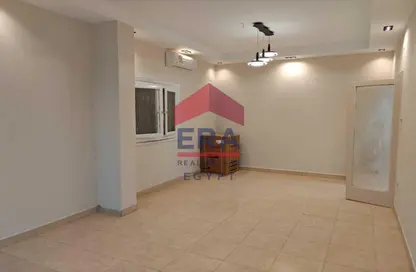 Apartment - 3 Bedrooms - 2 Bathrooms for sale in Sarayat Al Maadi - Hay El Maadi - Cairo