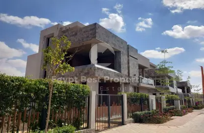 Villa - 5 Bedrooms - 4 Bathrooms for sale in Sun Capital - Fayoum Desert road - 6 October City - Giza