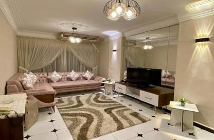 Apartment - 2 Bedrooms - 1 Bathroom for rent in Al Nozha St. - Ard El Golf - Heliopolis - Masr El Gedida - Cairo