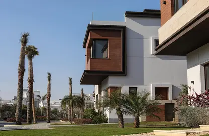 Villa - 3 Bedrooms - 3 Bathrooms for sale in Azzar - 5th Settlement Compounds - The 5th Settlement - New Cairo City - Cairo