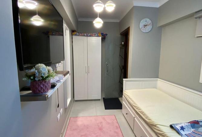 8067030 - Property Image 3