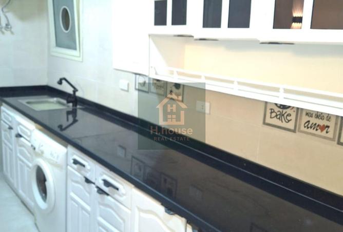 8226379 - Property Image 2