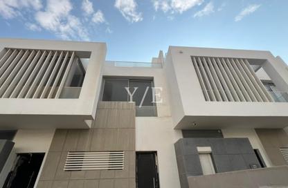 تاون هاوس - 4 غرف نوم - 4 حمامات للبيع في جولز - طريق مصر اسكندرية الصحراوي - مدينة 6 أكتوبر - الجيزة