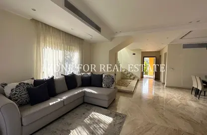 فيلا - 5 غرف نوم - 4 حمامات للايجار في ستون ريزيدنس - كمبوندات التجمع الخامس - التجمع الخامس - مدينة القاهرة الجديدة - القاهرة