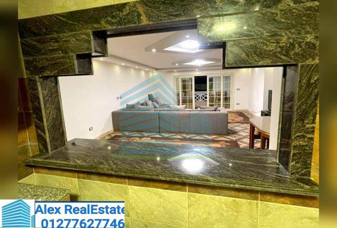7986777 - Property Image 2