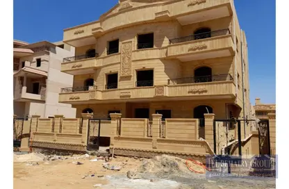 Apartment - 6 Bedrooms - 4 Bathrooms for sale in El Koronfel - The 5th Settlement - New Cairo City - Cairo