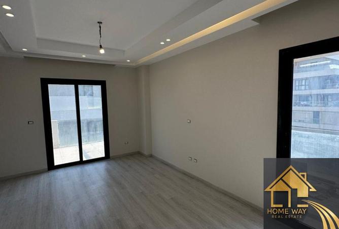 8203396 - Property Image 3