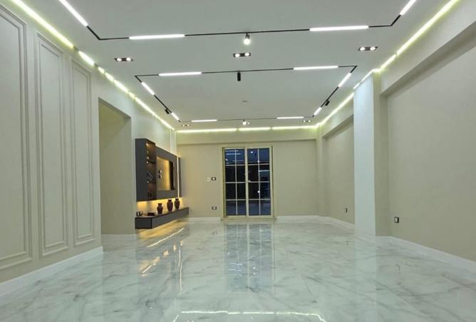 8100500 - Property Main Image