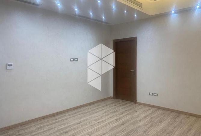 8140937 - Property Image 2