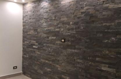 Apartment - 3 Bedrooms - 2 Bathrooms for rent in Tag Sultan - Ring Road - Cairo
