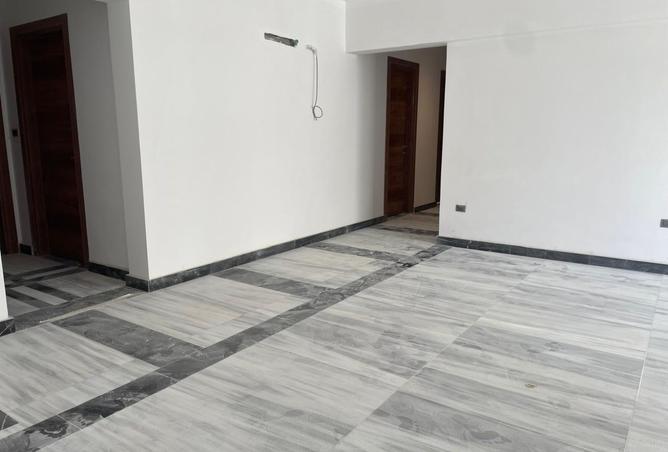 8257728 - صورة العقار 3