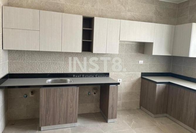 8037792 - Property Image 2