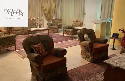 Villa - 7+ Bedrooms - 7+ Bathrooms for sale in West Somid Road - West Somid - 6 October City - Giza