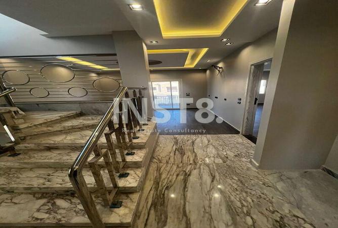 7992446 - Property Image 2
