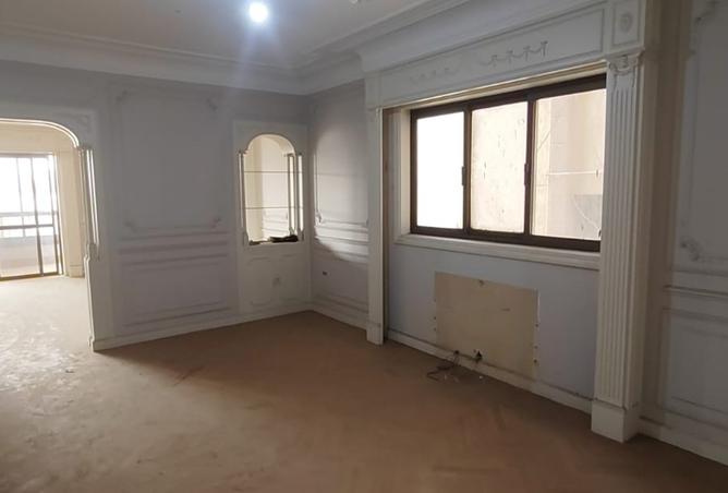 8092410 - Property Image 3