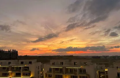 Apartment - 3 Bedrooms - 3 Bathrooms for sale in Mountain View iCity - 5th Settlement Compounds - The 5th Settlement - New Cairo City - Cairo