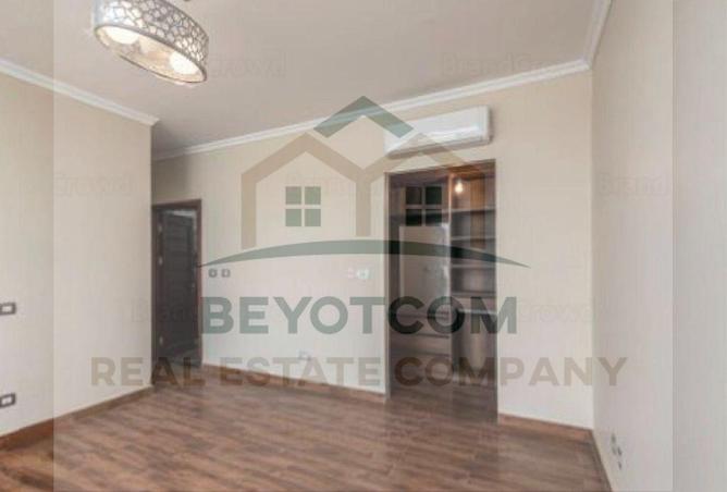 8228555 - Property Image 2