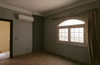 Apartment - 4 Bedrooms - 3 Bathrooms for rent in Maadi - Hay El Maadi - Cairo
