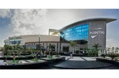 Retail - Studio for sale in Point 90 Mall - South Investors Area - New Cairo City - Cairo