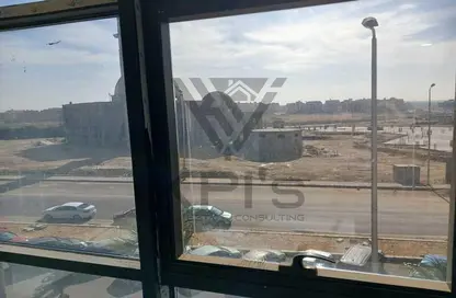 Office Space - Studio - 1 Bathroom for rent in East Hill - 5th Settlement Compounds - The 5th Settlement - New Cairo City - Cairo