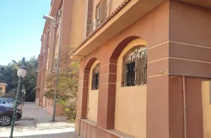Apartment - 2 Bedrooms - 1 Bathroom for sale in Al Kamilia St. - West Somid - 6 October City - Giza