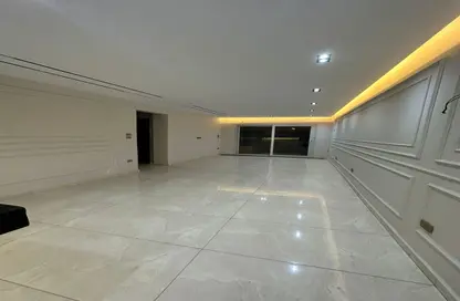 Apartment - 3 Bedrooms - 3 Bathrooms for sale in Gardenia City Compound Nasr City - Zahraa Madinat Nasr - Nasr City - Cairo