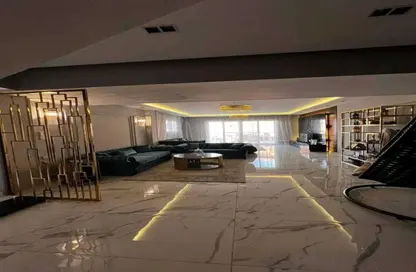 Apartment - 3 Bedrooms - 3 Bathrooms for sale in Ivoire - Sheikh Zayed City - Giza