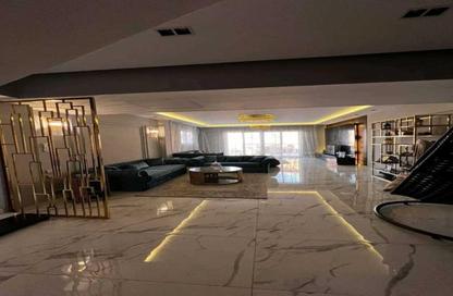 Apartment - 3 Bedrooms - 3 Bathrooms for sale in Etapa - Sheikh Zayed Compounds - Sheikh Zayed City - Giza