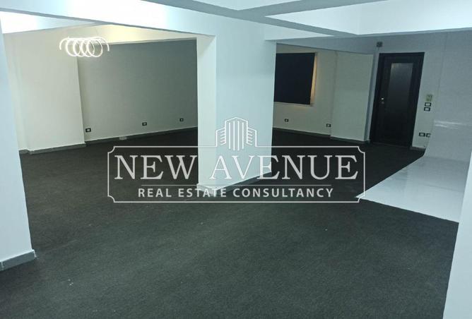 8233571 - Property Image 3