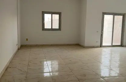 Apartment - 3 Bedrooms - 3 Bathrooms for rent in Akhnaton St. - District 5 - The 5th Settlement - New Cairo City - Cairo