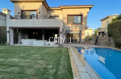 فيلا - 3 غرف نوم - 3 حمامات للايجار في ليك فيو - كمبوندات التجمع الخامس - التجمع الخامس - مدينة القاهرة الجديدة - القاهرة