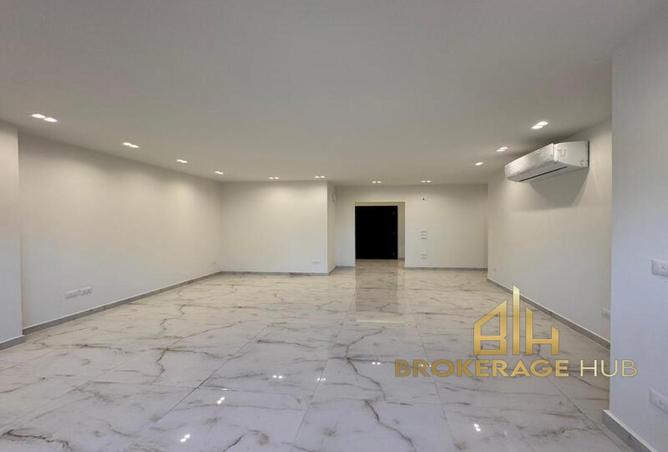 8257279 - Property Image 2